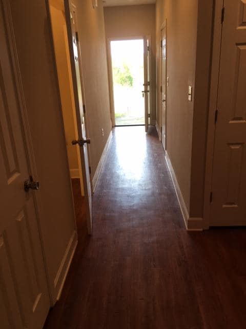 Building Photo - 503 Arbor Lake Dr