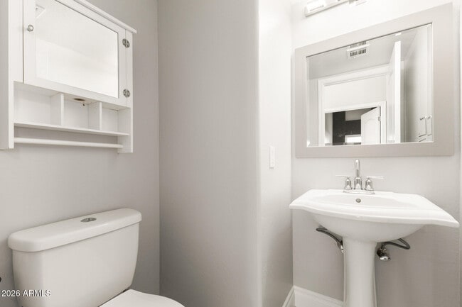 Building Photo - 9690 N 118th Pl