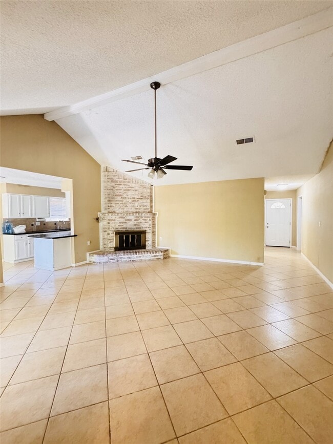 Building Photo - 6203 Havendale Dr