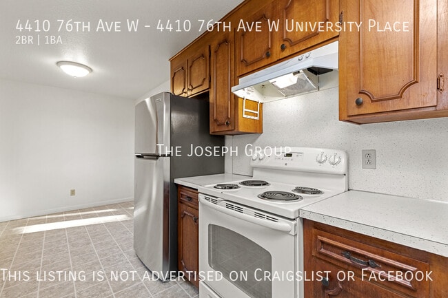 Building Photo - Sun-filled 2BD/1BA in University Place Duplex