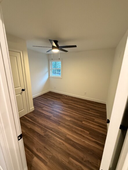 Building Photo - 227 The Plaza