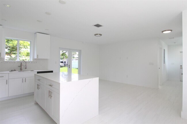 Building Photo - 16035 SW 299th Terrace