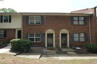 Building Photo - 8807 Hunter Ridge Dr
