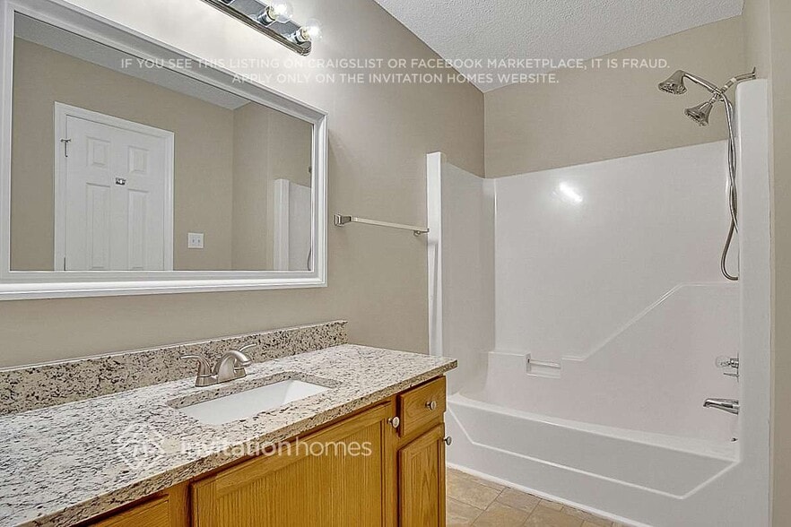 Building Photo - 105 Arthur Dr