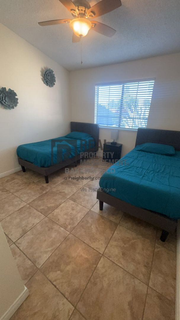 Building Photo - 4213 Southern Breeze Dr