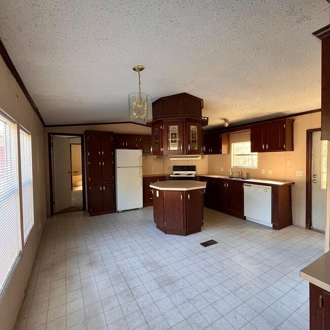 Building Photo - 1477 Holly Grove Rd