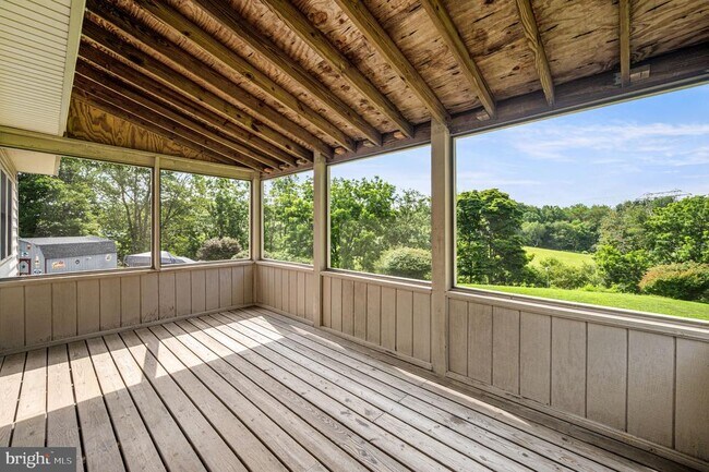 Building Photo - 1236 Ellis Cir