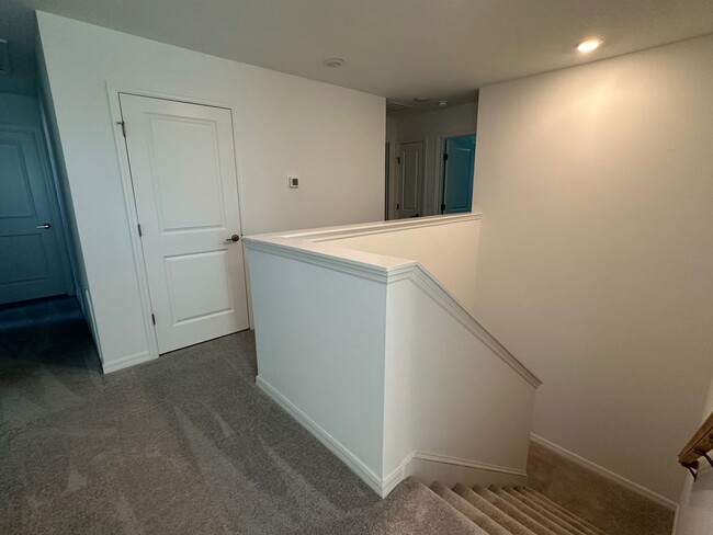 Building Photo - BRAND NEW 5 Bed, 3 Bath home in Liberty Pr...