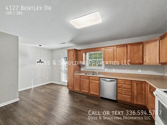 Building Photo - 4127 Bentley Dr