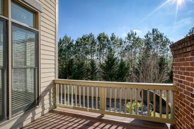 Building Photo - 2010 Heathermere Way