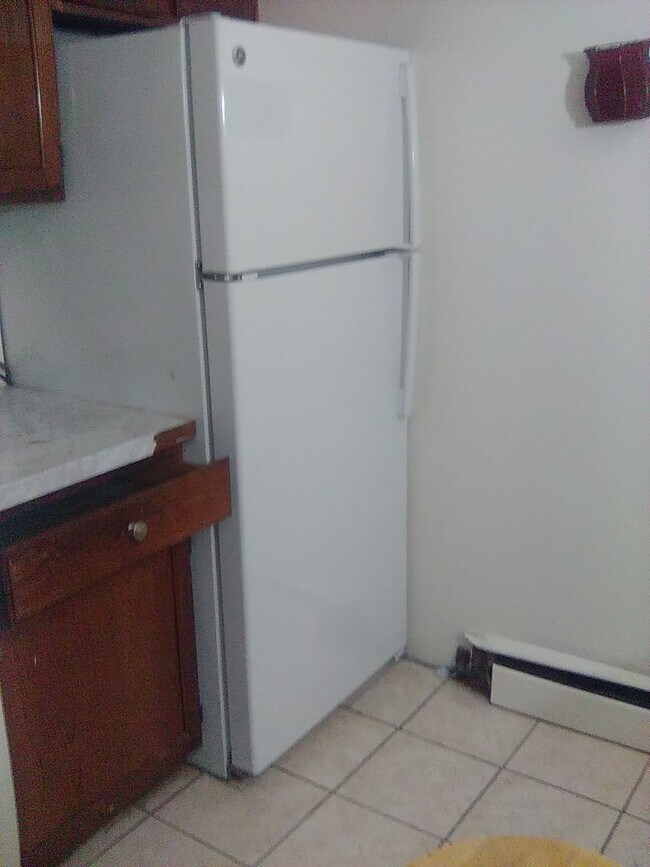 Building Photo - 2 bedroom apartment for rent