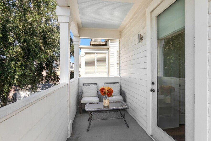 Building Photo - 1501 Robert C. Blakes Sr. Dr