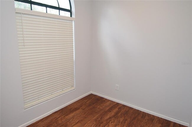 Building Photo - 8625 Mallard Reserve Dr