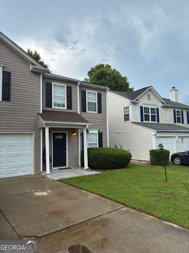 Primary Photo - 117 Holly Mill Village Dr