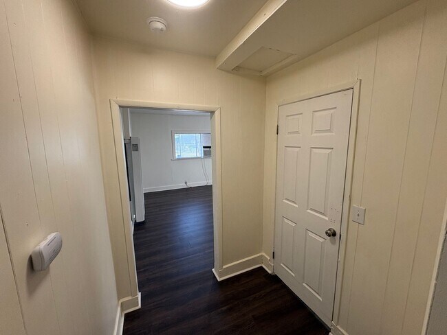 Building Photo - 4116