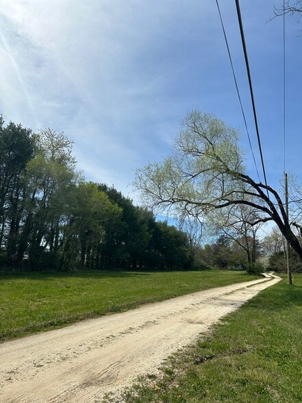 Drive to serenity. - 851 9th St