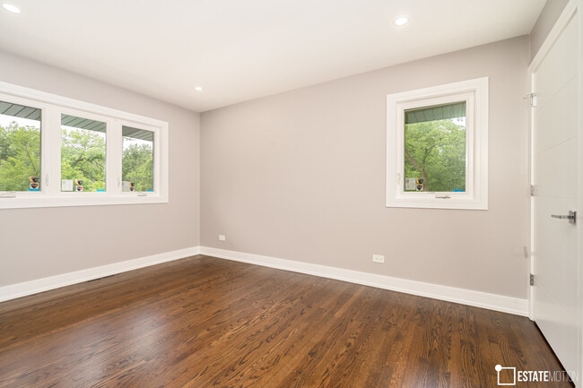 Building Photo - 12407 91st Ave