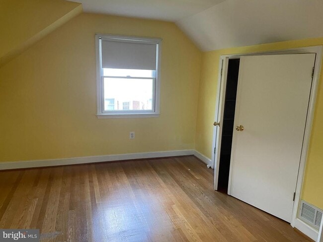 Building Photo - 6642 Kirkley Ave
