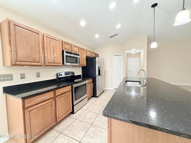 Building Photo - 16217 Dowing Creek Dr
