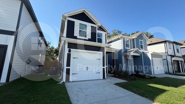 Primary Photo - 311 Clematis St