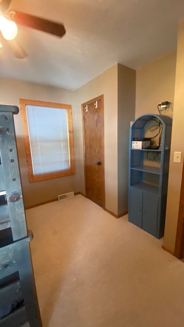 Building Photo - Furnished 2 Bedroom Home for Rent on Lake ...