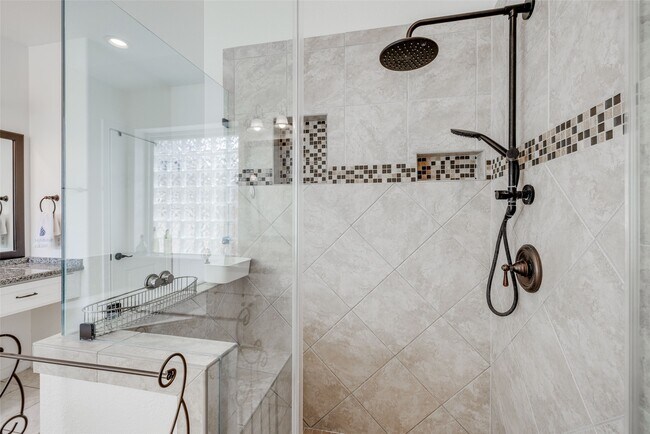 Building Photo - 5722 Ballina Canyon Ln