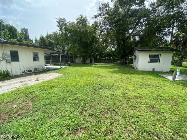 Building Photo - 7906 Suncoast Dr