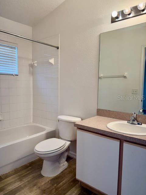 Building Photo - 501 Broken Limb Pl