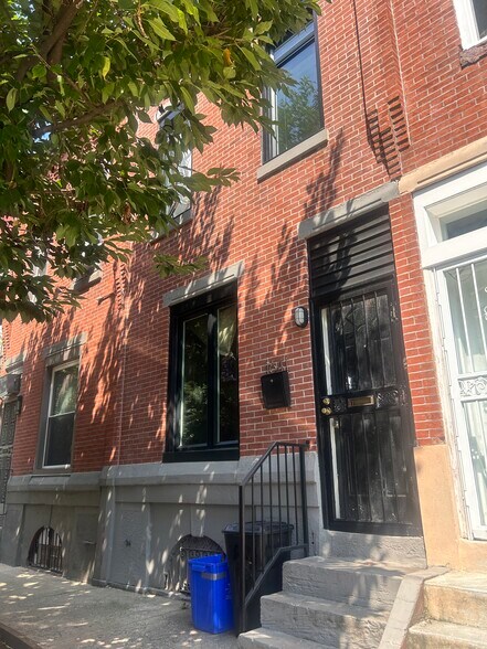 Front of house - 1641 Edgley St