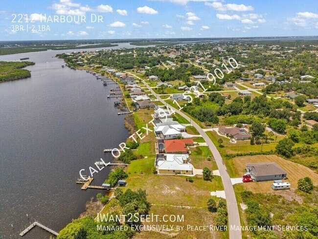 Building Photo - 2212 Harbour Dr