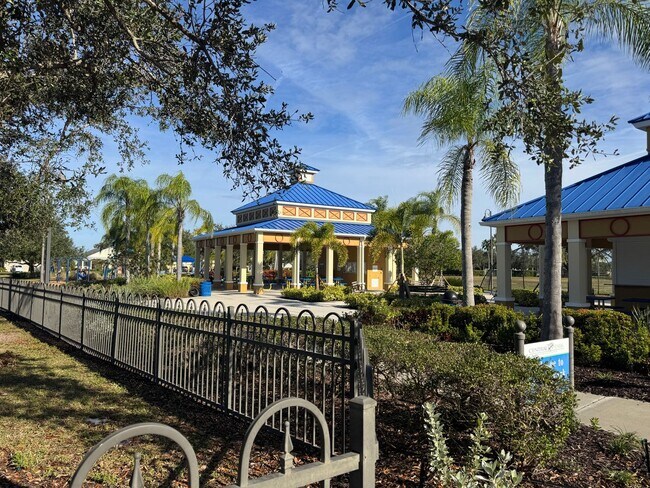 Building Photo - Annual Unfurnished Rental