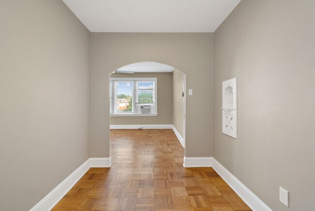 Building Photo - Move over, Linguini!