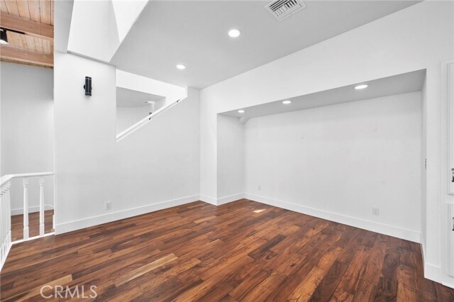 Building Photo - 1560 Sunset Ridge Dr