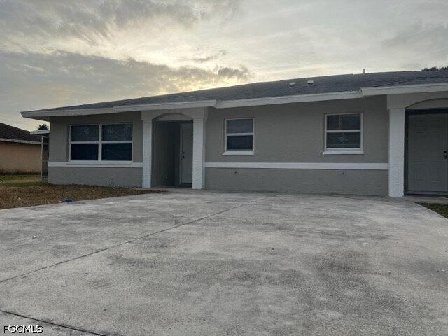 Building Photo - 730 Holmes Ave