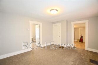 Building Photo - 1011 Dreier Pl