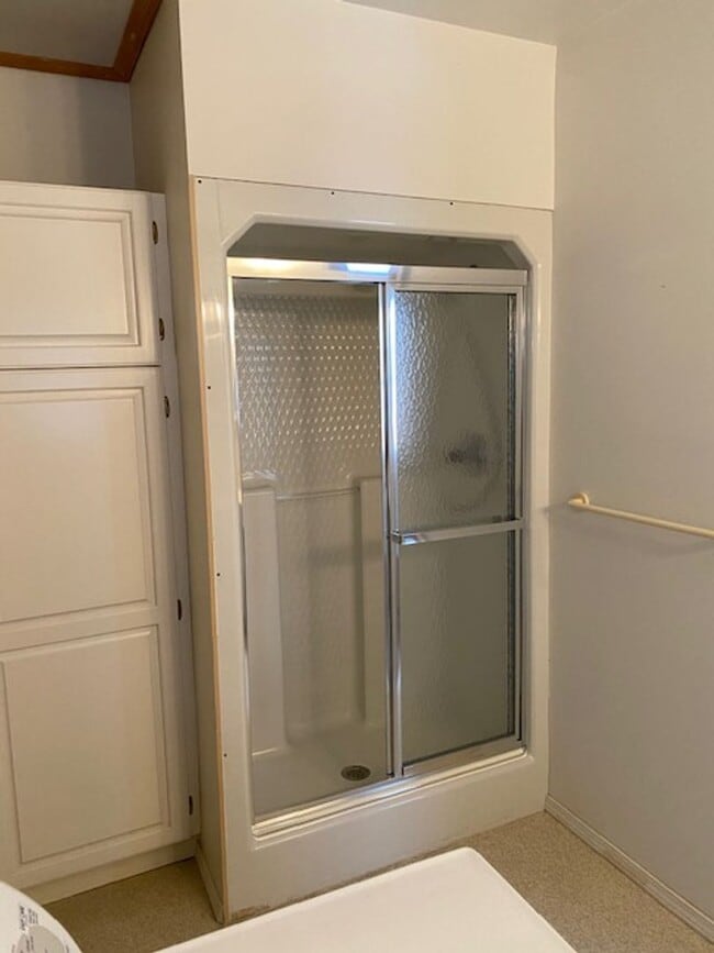 Building Photo - Large 3 bed ranch in Granite City