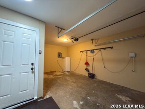 Building Photo - 614 Shadywood Ln