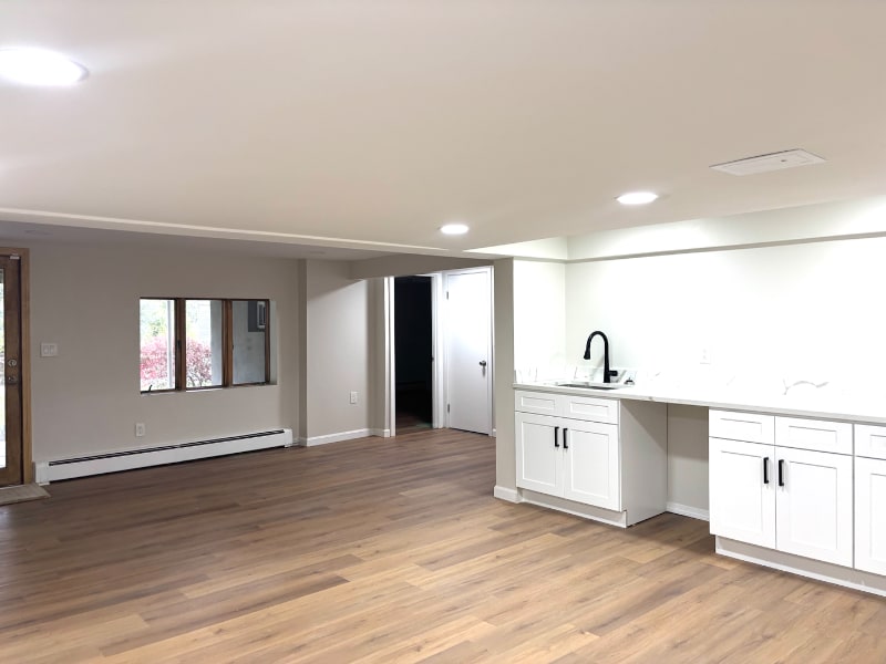 Building Photo - 338 Langley Rd