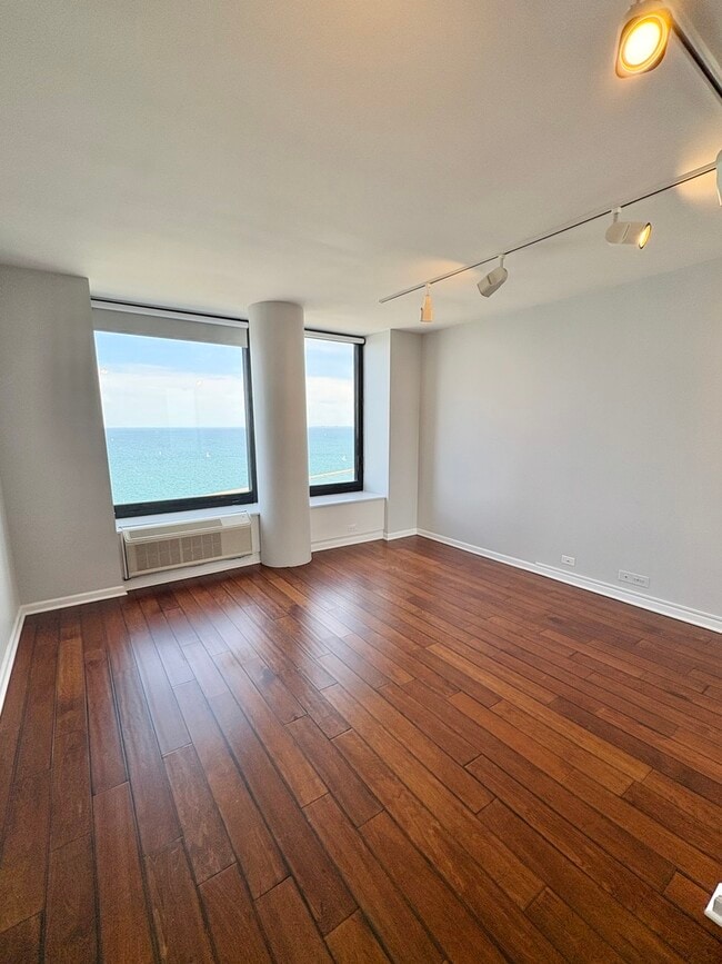 Building Photo - 155 N Harbor Dr
