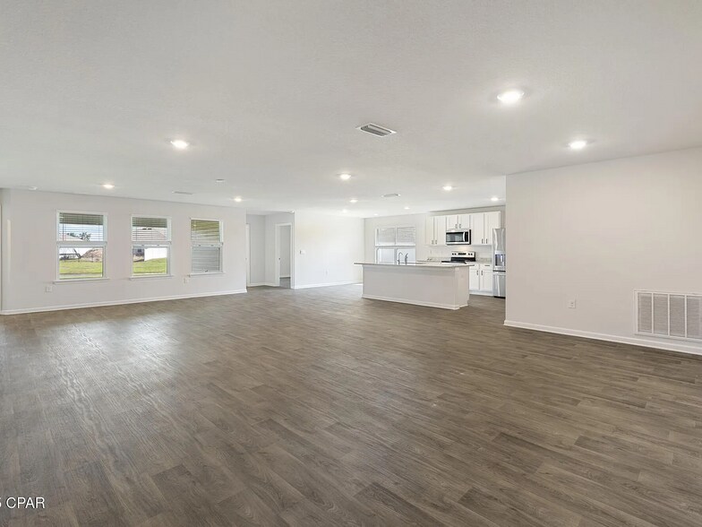 Building Photo - 188 Allie Way