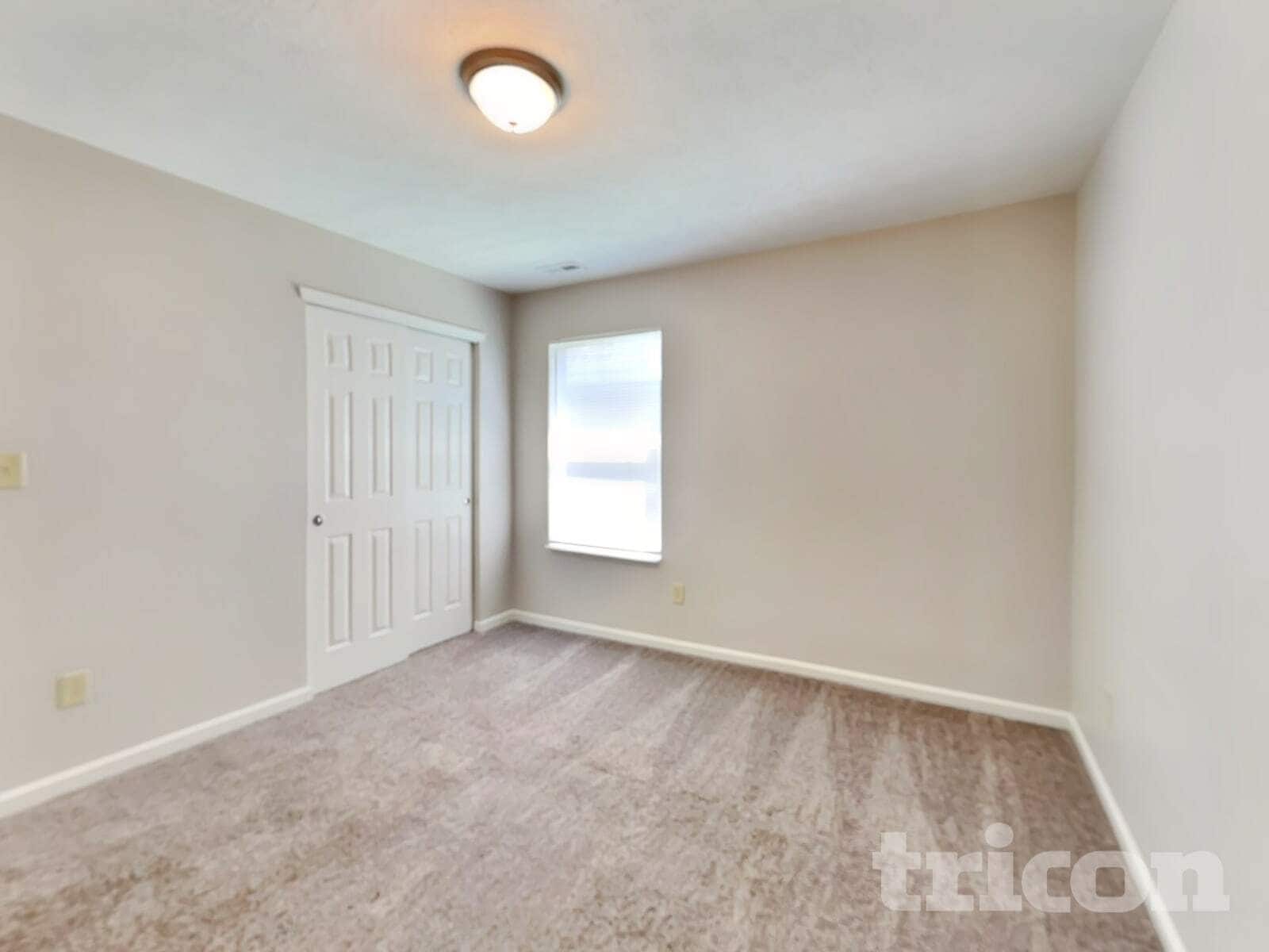 Building Photo - 817 Blue Ash Trail