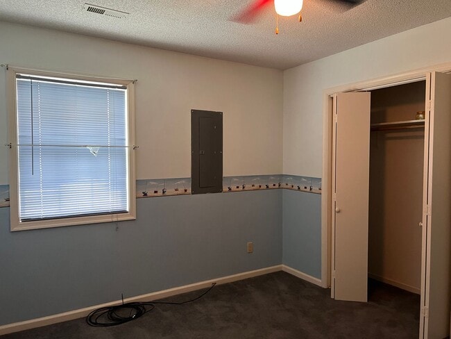 Building Photo - 118 Red Cedar Run