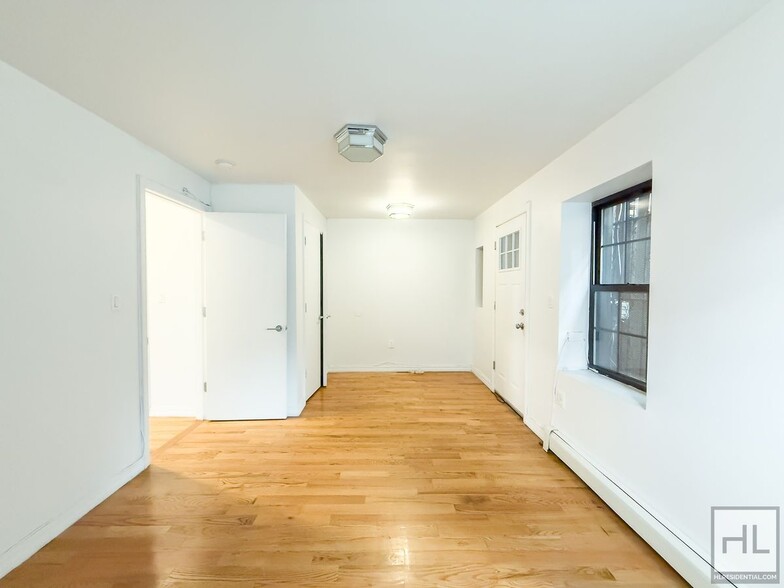 Building Photo - GREENE AVENUE / Spacious Bed-Stuy 2-Bed 1....