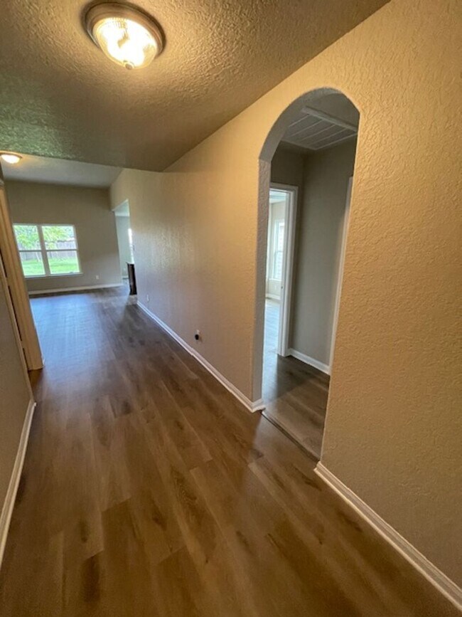 Building Photo - 3618 Foster Meadows