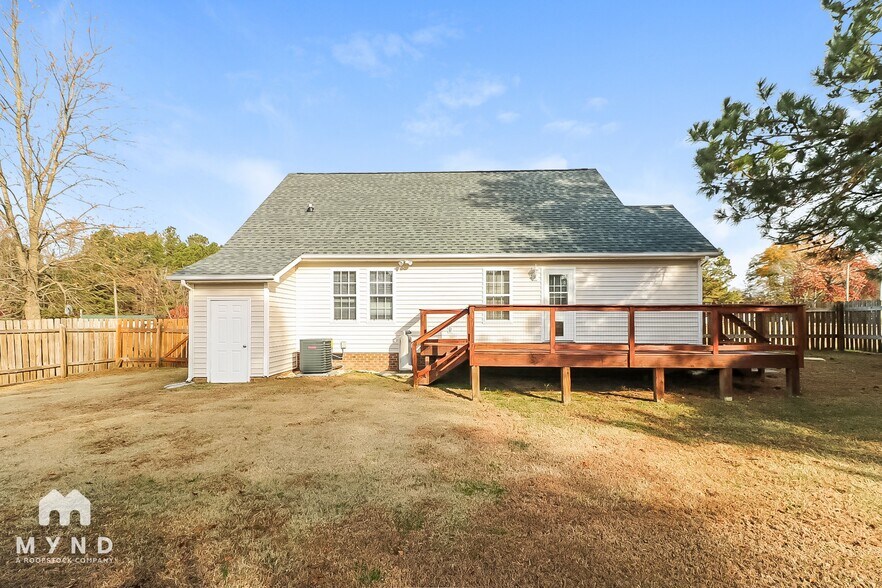 Building Photo - 928 Shannondale Dr