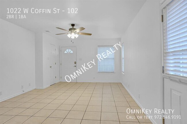 Building Photo - 1022 W Coffin St