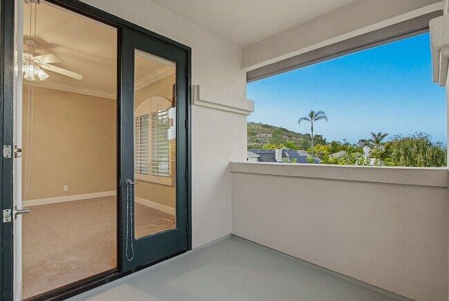 Building Photo - Gorgeous Custom Built Scripps Ranch Home Available Now!