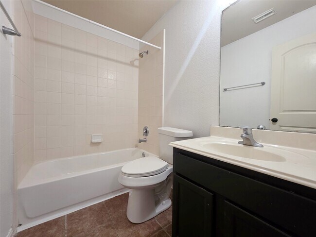 Building Photo - 6038 Starbrook Creek Dr