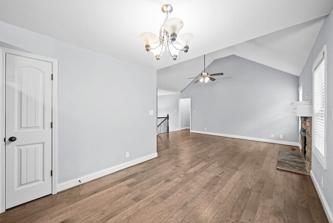 Building Photo - 771 Banister Dr