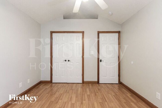 Building Photo - 169 Meadows Ct